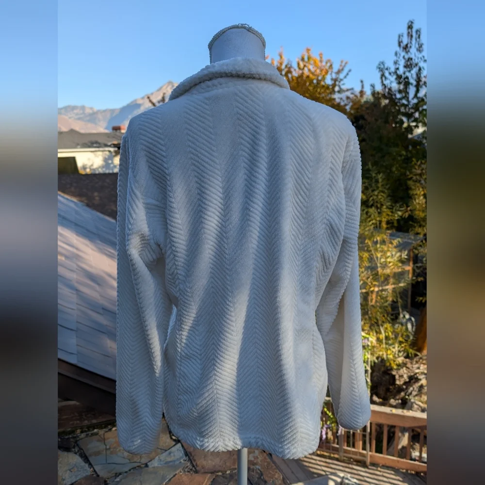 Free2B Butter Fleece Full-Zip Jacket, Creamy White, L NWOT - Picture 5 of 12